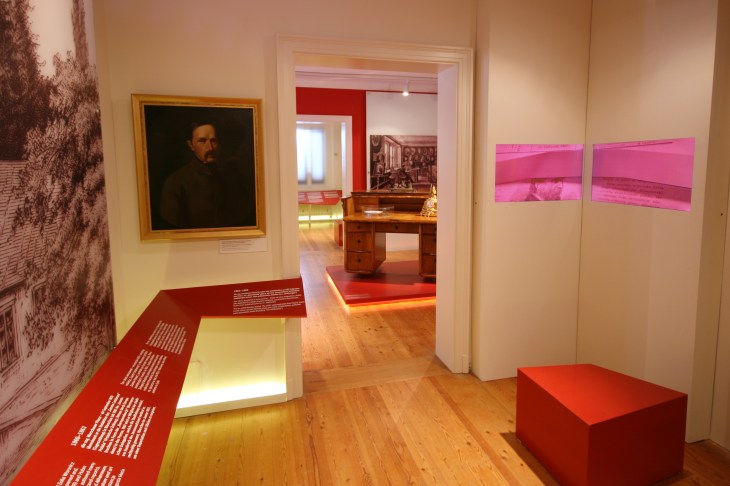 6847817_6c52bdebb7_o